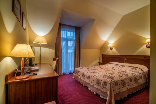 Hotel Conti (Vilnius)